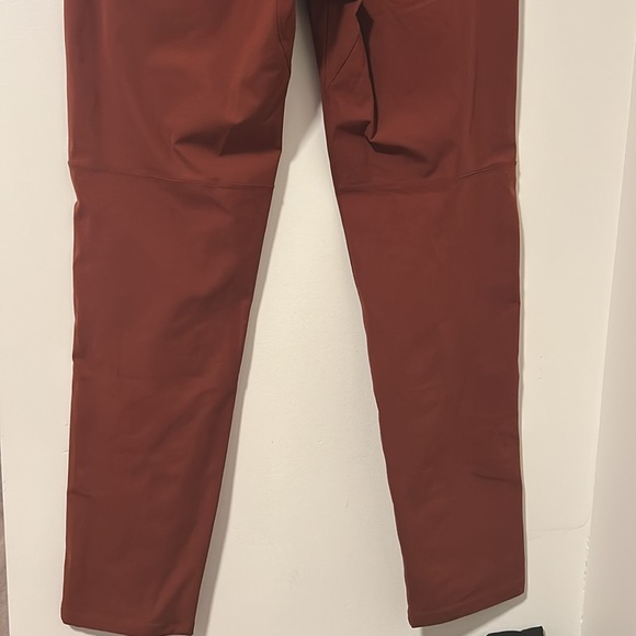 Men’s Lululemon ABC Pants Maroon Red Burgundy Size 34 x 32 - Picture 5 of 5